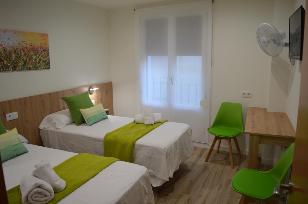 Casa Del Carmen II - Parking Incluido Apartman Tudela Kültér fotó